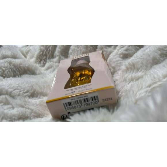 GISOU Honey Infused Lip Oil - Picture 4 of 4